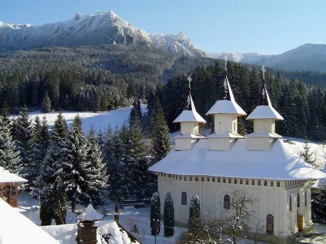 Mănăstirea Durău (fostul schit Durău)
